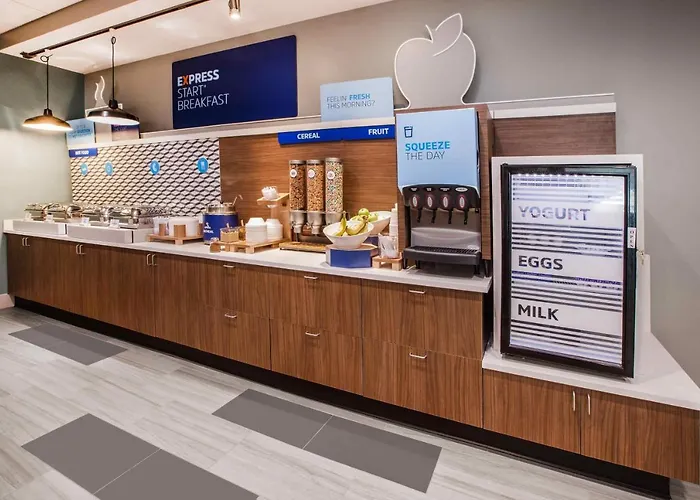 Hotel Express & West - Tolleson By Ihg Phoenix