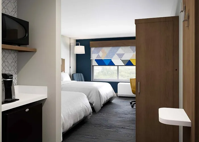 Express & West - Tolleson By Ihg Hotel