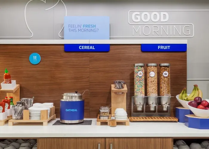 Express & West - Tolleson By Ihg Phoenix