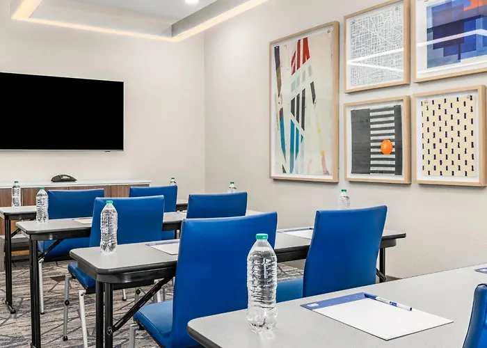 Hotel Express & West - Tolleson By Ihg
