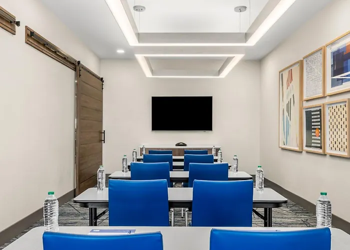 Hotel Express & West - Tolleson By Ihg Phoenix