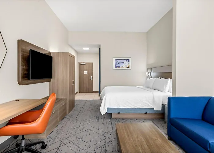 Express & West - Tolleson By Ihg 2*