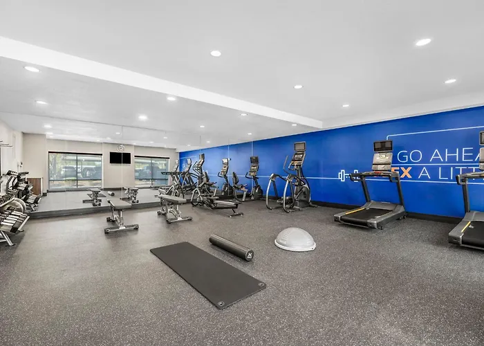 Express & West - Tolleson By Ihg 2* Phoenix